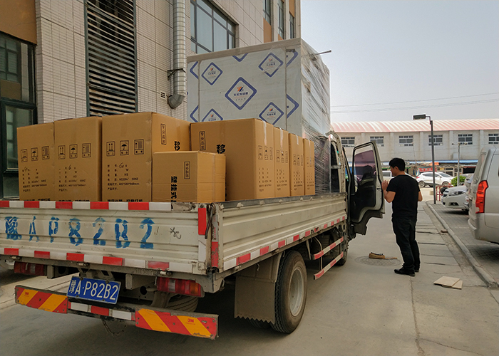 臭氧機(jī)發(fā)貨現(xiàn)場(chǎng)