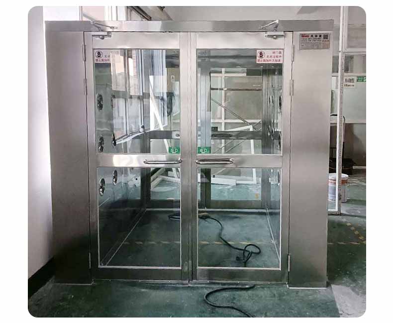 外冷板貨淋室安裝2